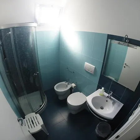 ベッド・アンド・ブレックファスト Via Gallipoli 4*