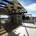 فندق مبيت وإفطار Via Gallipoli 3*