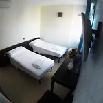 فندق مبيت وإفطار Via Gallipoli 3*